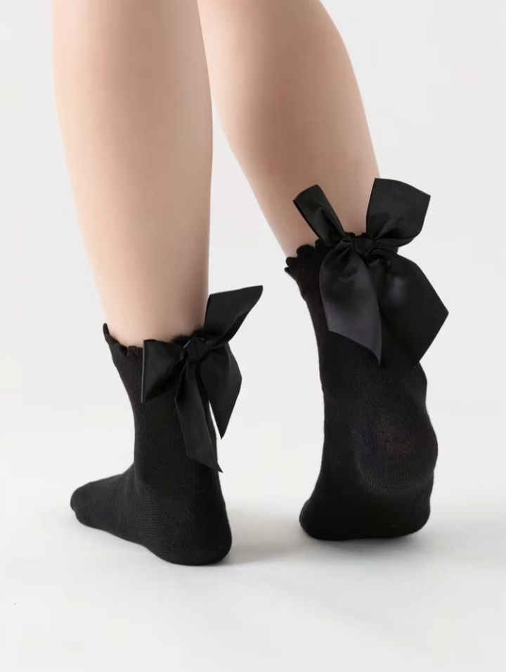 Women's Cute Bow Decor Mid-Calf Socks